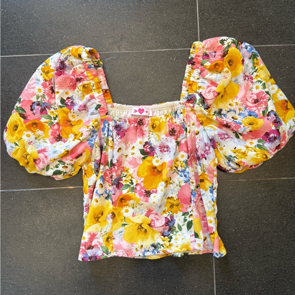 Buddy Love Vibrant Floral Puff Sleeve Blouse